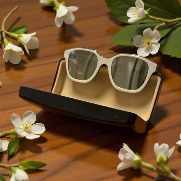 Fendi | Accessories | Unisex Fendi Cream Sunglasses Nwt  display picture 3